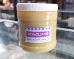 Desmóldante
